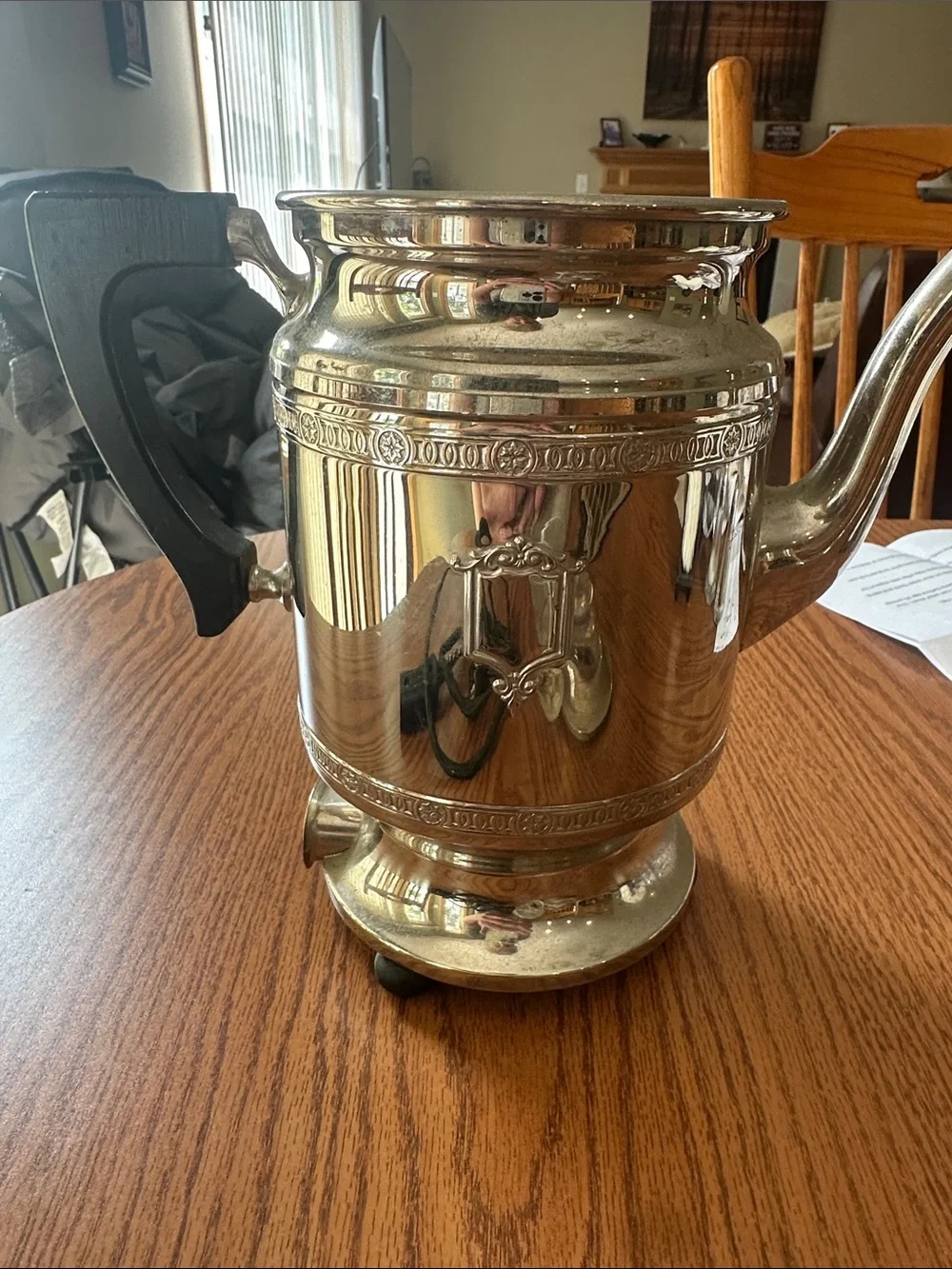 Universal Silver plated Coffee Percolator with Black Handle and Glass Lid/cord